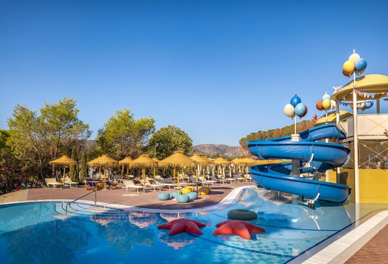 Valamar Amicor Resort Stari Grad  Exterior foto